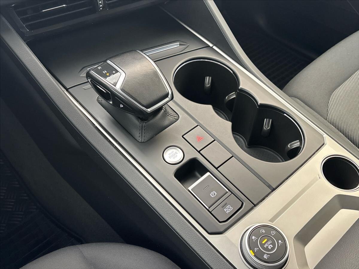 Volkswagen Touareg SUV / Terénní 3,0 l 170 kw