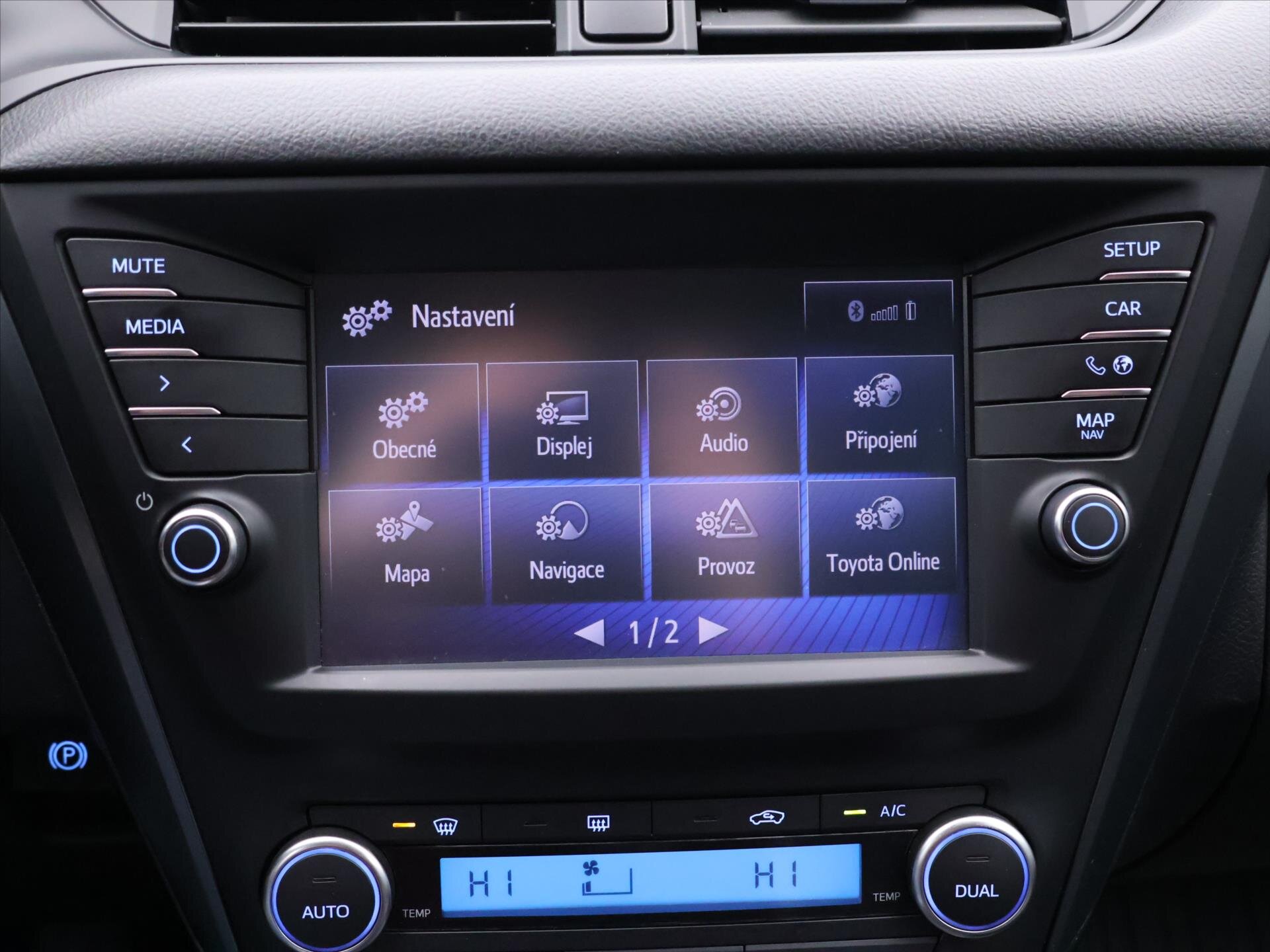 Toyota Avensis Kombi 2,0 l 105 kw