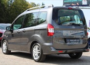 Ford Tourneo Courier 7