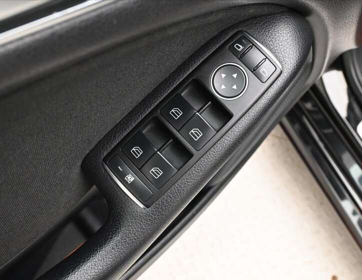 Mercedes-Benz Třídy B Kombi 1,6 l 90 kw