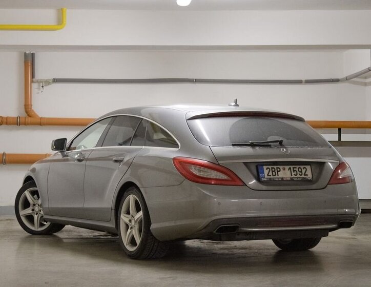 Mercedes-Benz CLS 8