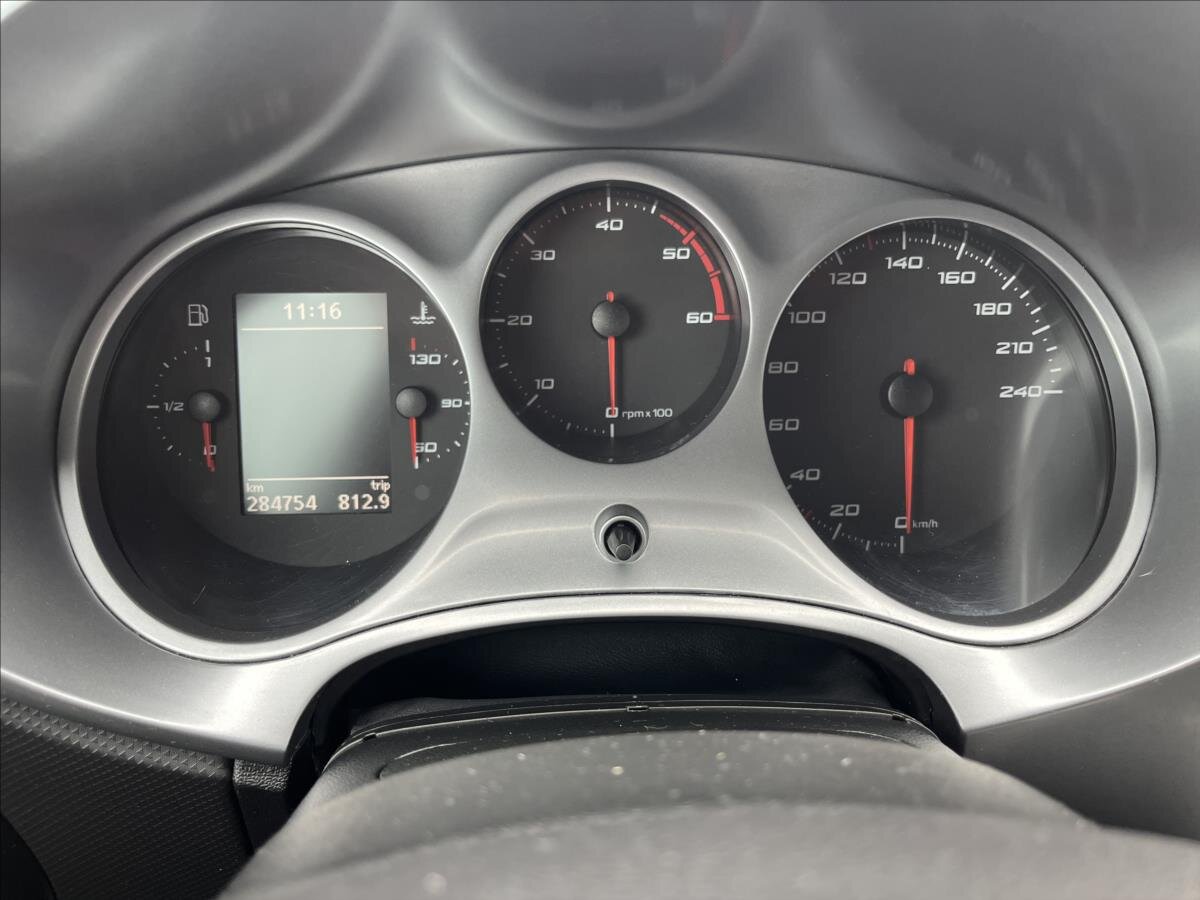 Seat Leon Hatchback 2,0 l 103 kw