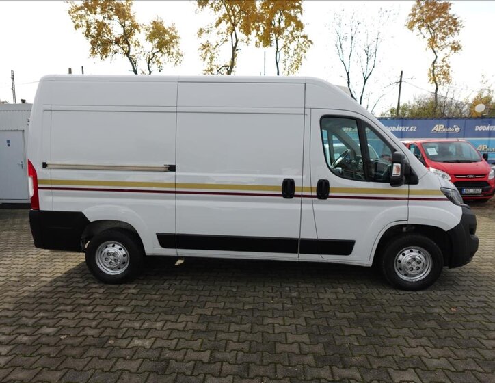 Peugeot Boxer Ostatní 2,2 l 121 kw