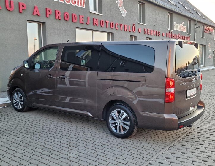 Peugeot Traveller MPV 2,0 l 130 kw