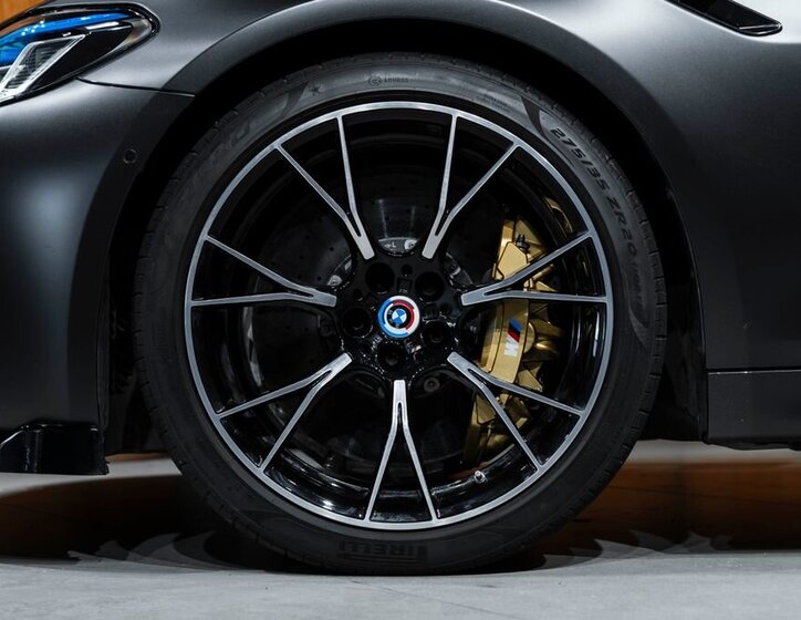 BMW M5 Sedan / Limuzína 4,4 l 460 kw