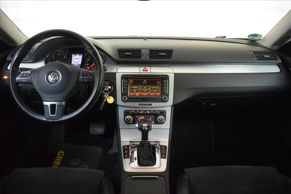 Volkswagen Passat CC Sedan 2,0 l 105 kw