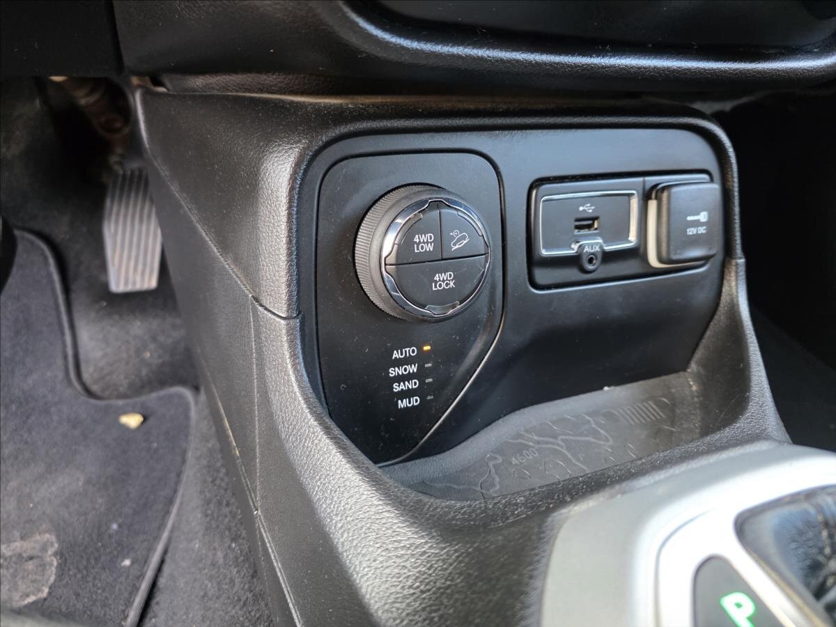 Jeep Renegade SUV / Terénní 2,0 l 103 kw