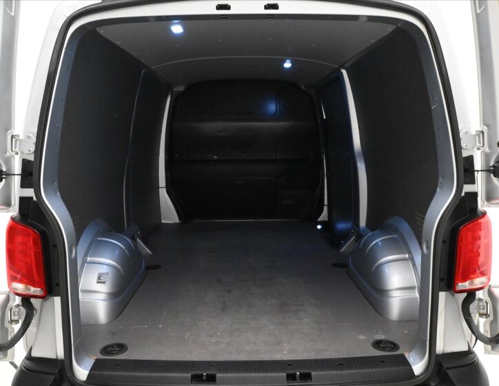 Volkswagen Transporter 10