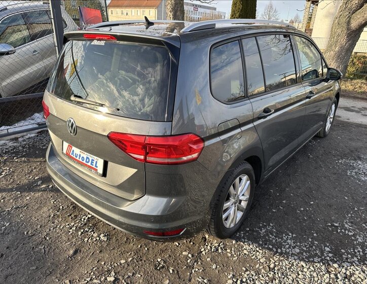 Volkswagen Touran MPV 2,0 l 110 kw