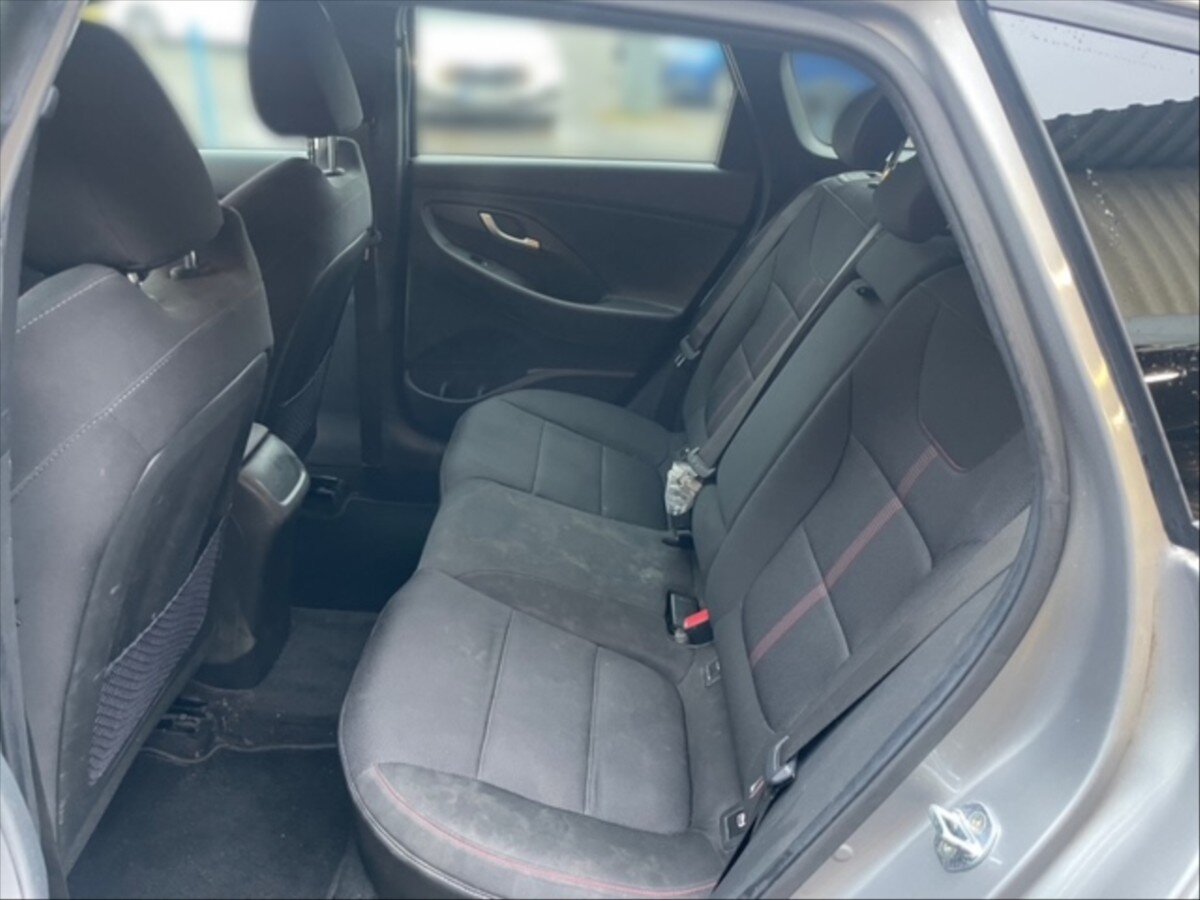 Hyundai i30 Kombi 998,0 88 kw
