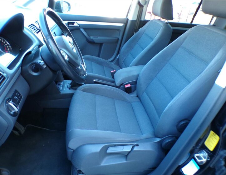 Volkswagen Touran Kombi 2,0 l 103 kw