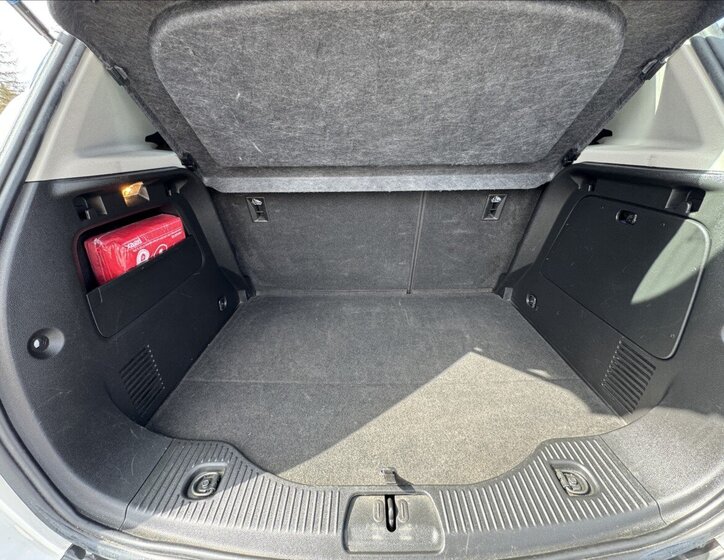 Opel Mokka SUV / Terénní 1,6 l 85 kw