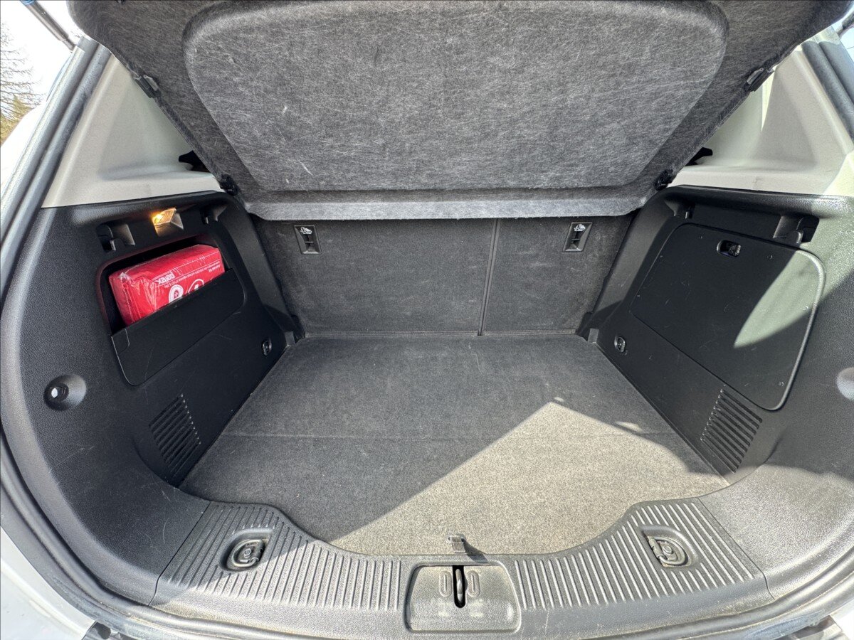 Opel Mokka SUV / Terénní 1,6 l 85 kw