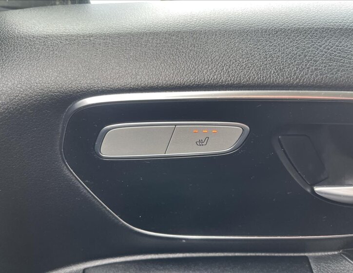 Mercedes-Benz Vito MPV 2,1 l 140 kw