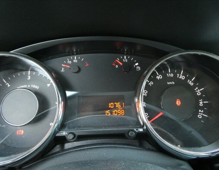 Peugeot 3008 SUV / Terénní 1,6 l 82 kw