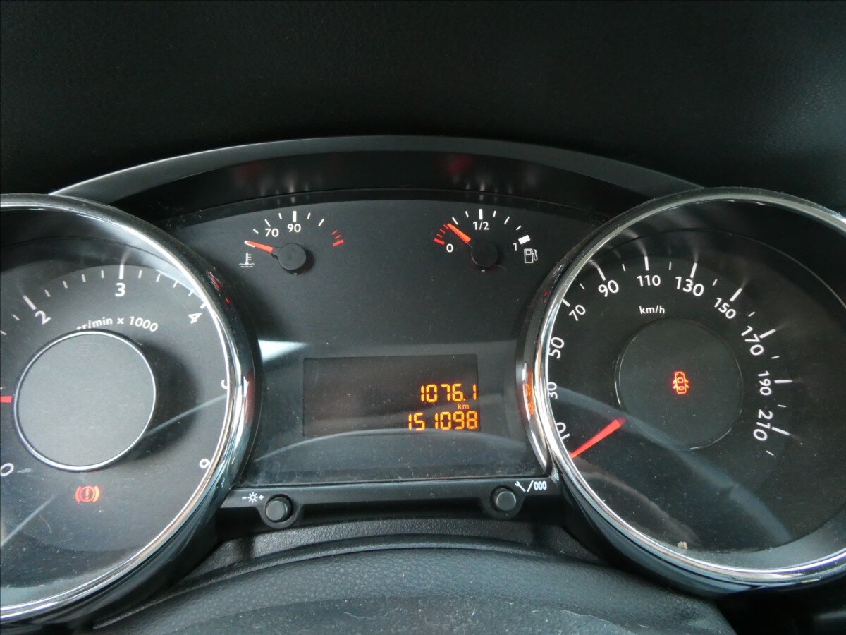 Peugeot 3008 SUV / Terénní 1,6 l 82 kw