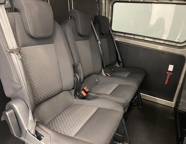 Ford Transit Custom 7
