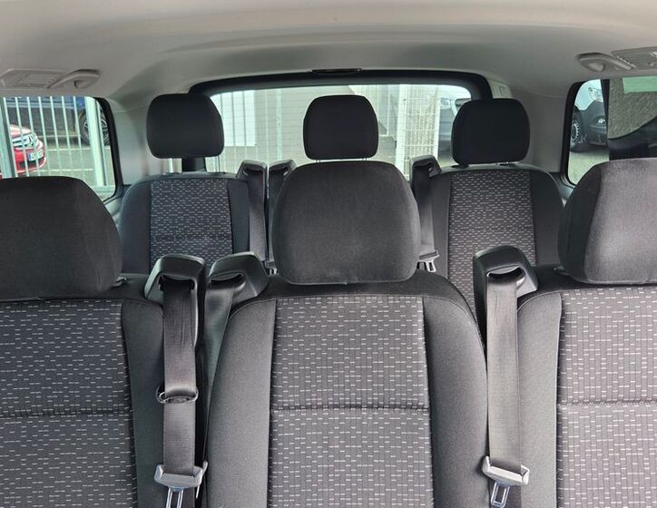 Mercedes-Benz Vito 17