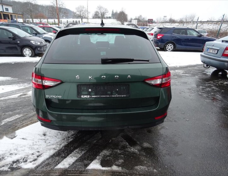 Škoda Superb Kombi 1,6 l 88 kw