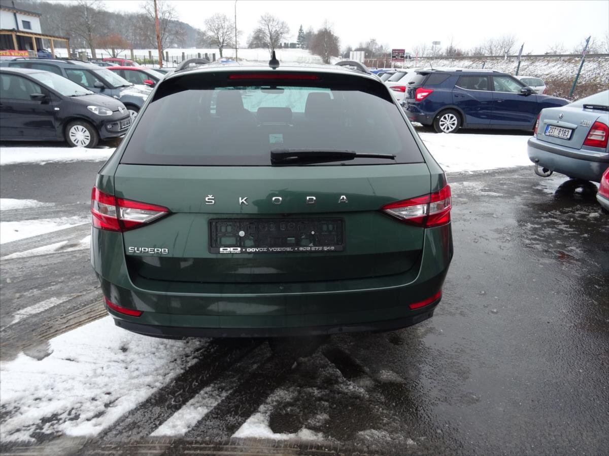 Škoda Superb Kombi 1,6 l 88 kw