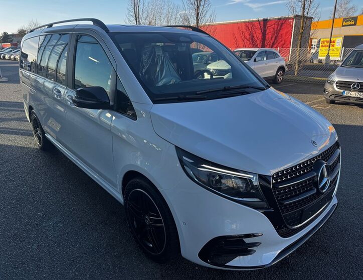 Mercedes-Benz Třídy V 11