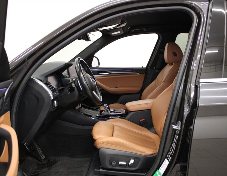 BMW X3 SUV / Terénní 3,0 l 210 kw