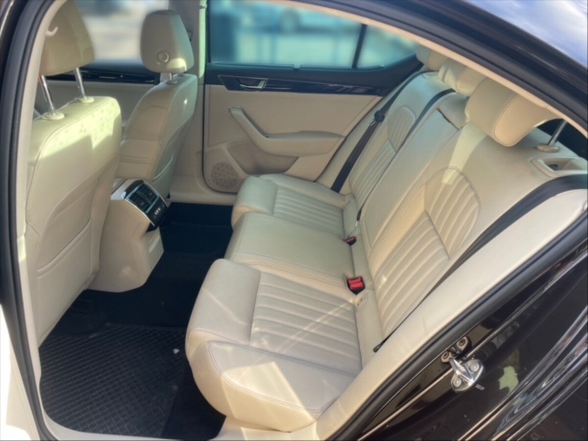 Škoda Superb Sedan / Limuzína 2,0 l 110 kw