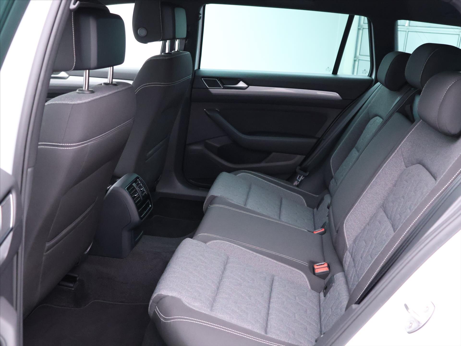 Volkswagen Passat Kombi 2,0 l 147 kw