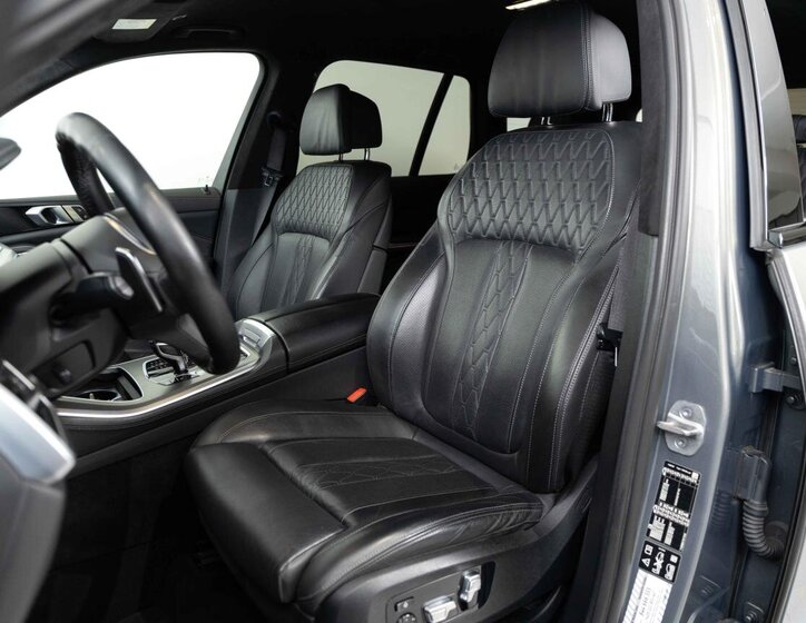 BMW X5 SUV / Terénní 3,0 l 210 kw