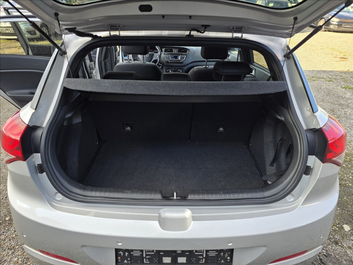 Hyundai i20 Hatchback 1,2 l 61 kw