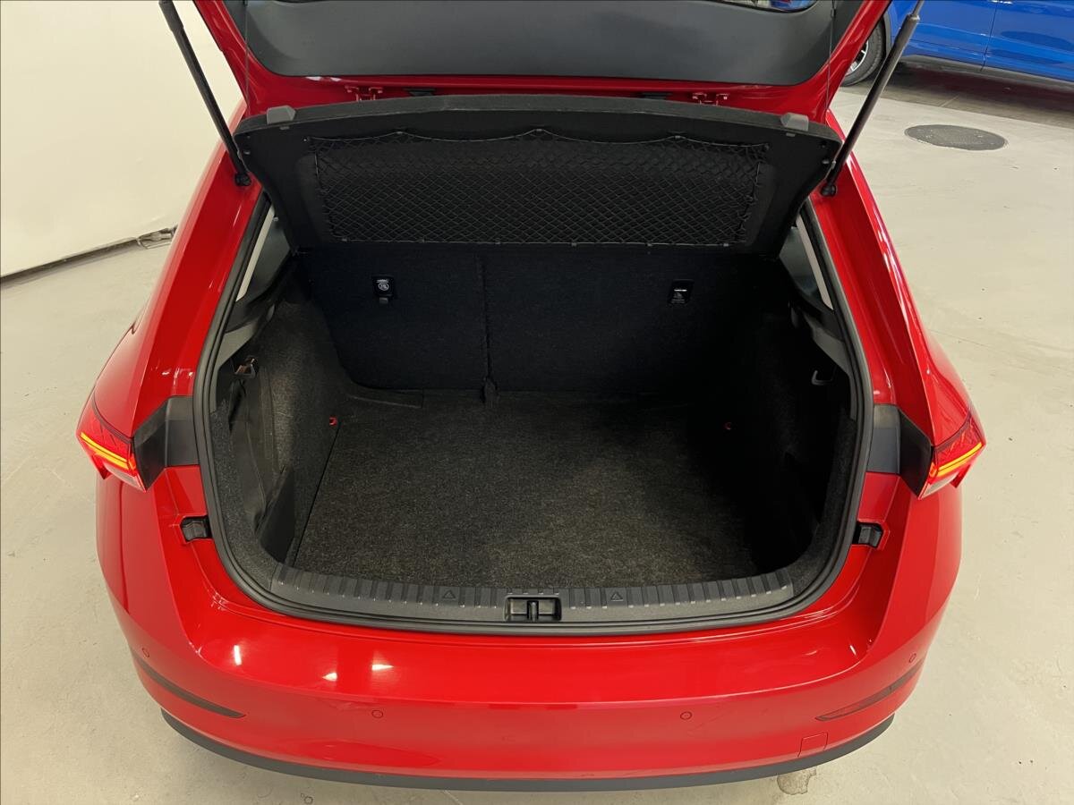 Škoda Scala Hatchback 1,6 l 85 kw