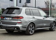 BMW X7 SUV / Terénní 3,0 l 250 kw