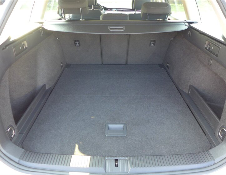 Volkswagen Passat Kombi 2,0 l 110 kw