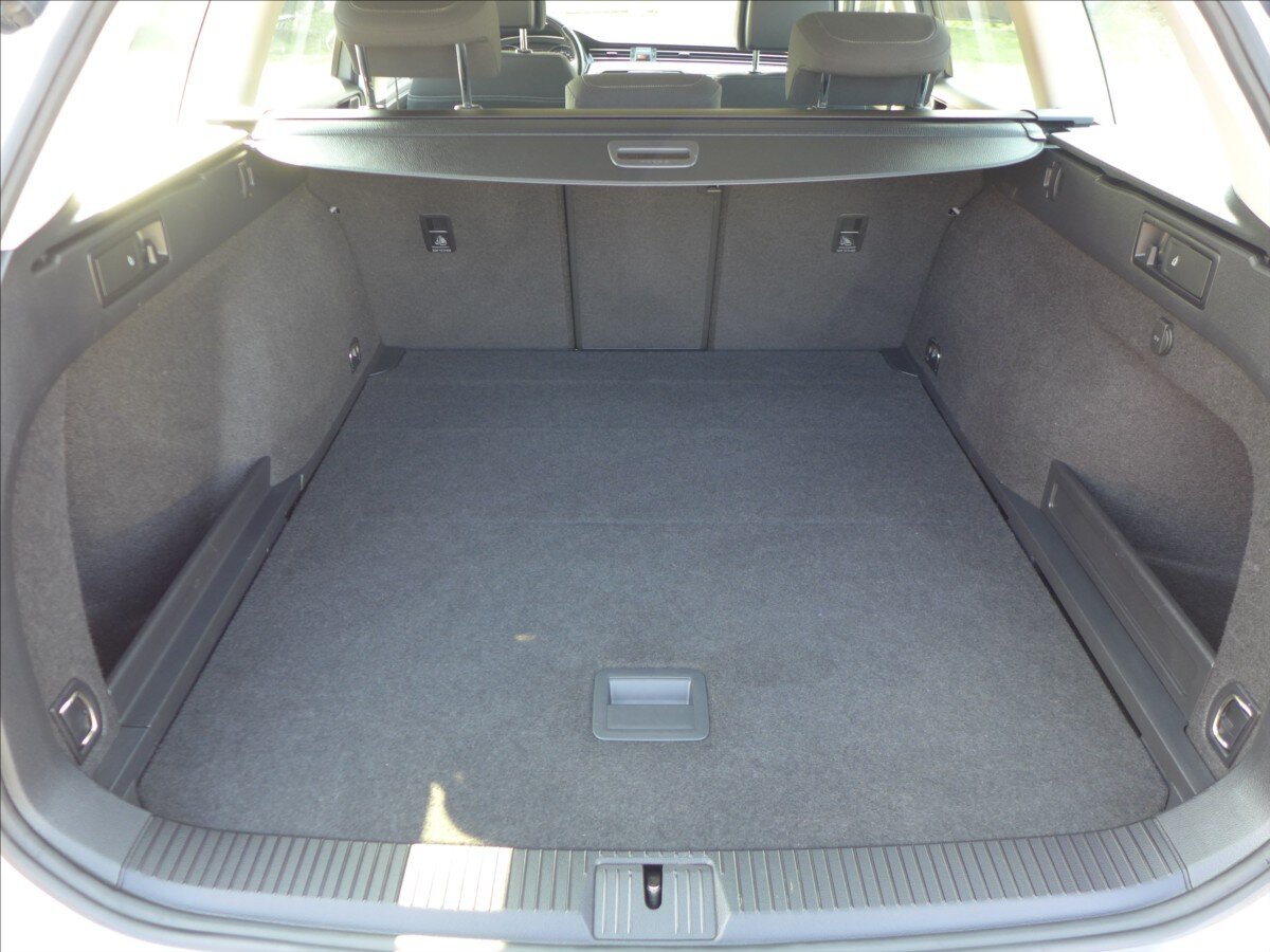 Volkswagen Passat Kombi 2,0 l 110 kw