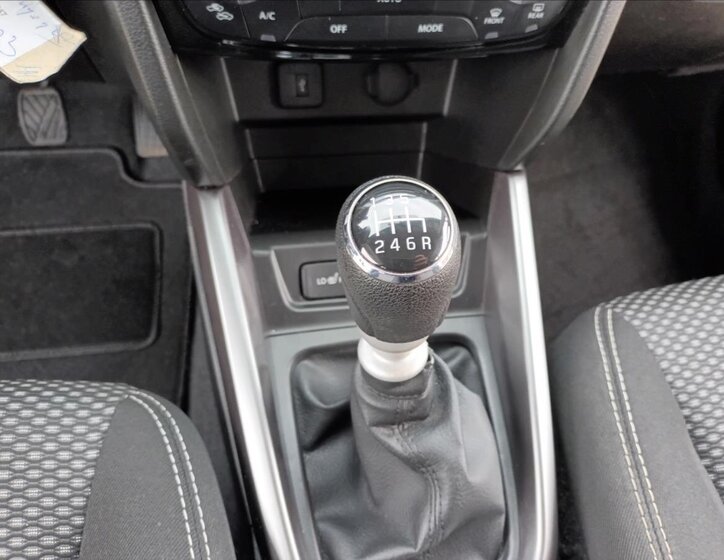 Suzuki Vitara SUV 1,4 l 103 kw