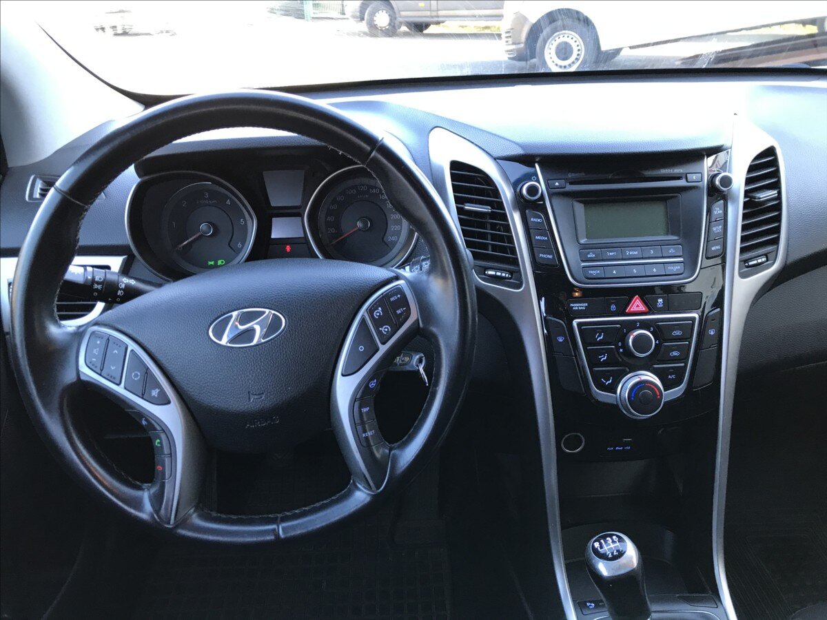 Hyundai i30 Kombi 1,6 l 81 kw
