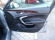 Opel Insignia Kombi 2,0 l 118 kw