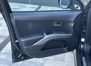 Mitsubishi Outlander SUV / Terénní 2,3 l 130 kw