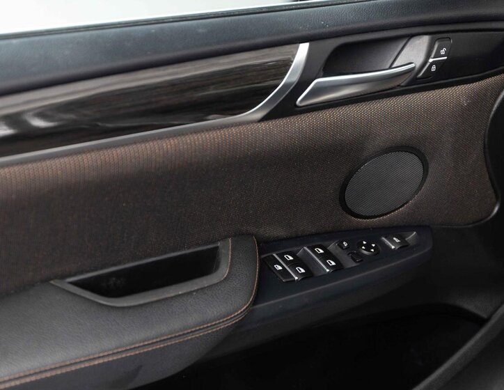 BMW X3 SUV 2,0 l 140 kw