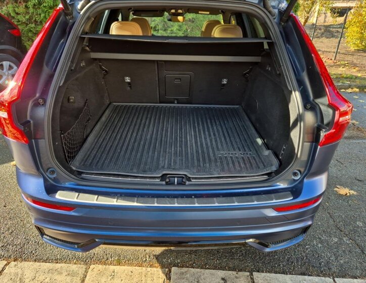 Volvo XC60 SUV / Terénní 2,0 l 184 kw