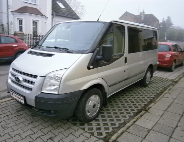 Ford Transit Kombi 2,2 l 92 kw