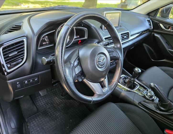 Mazda 3 17