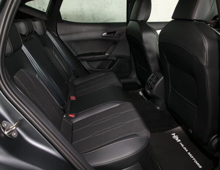 Cupra Formentor SUV / Terénní 2,0 l 140 kw