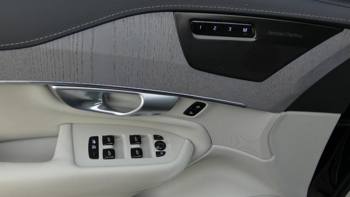 Volvo XC90 SUV / Terénní 2,0 l 173 kw