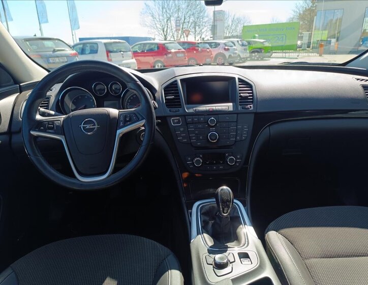 Opel Insignia Kombi 2,0 l 143 kw