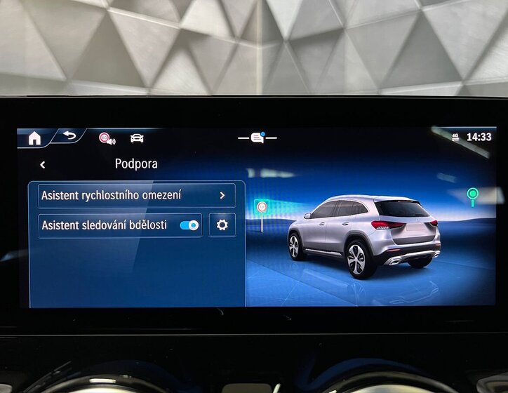 Mercedes-Benz GLA 21