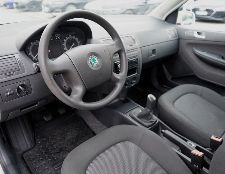 Škoda Fabia Sedan / Limuzína 1,2 l 47 kw