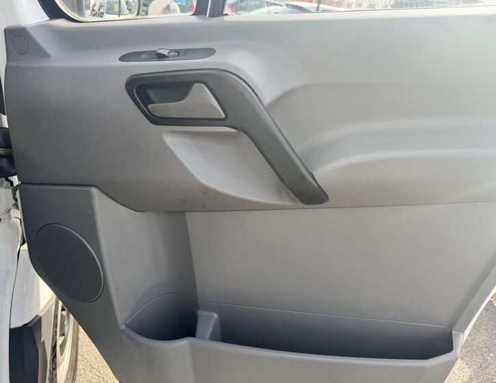 Mercedes-Benz Sprinter 18