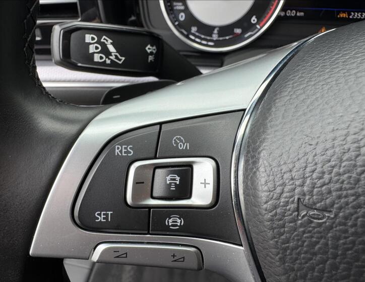 Volkswagen Touareg 28