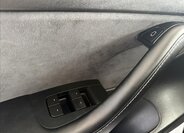 Tesla Model 3 Sedan 0,0 366 kw